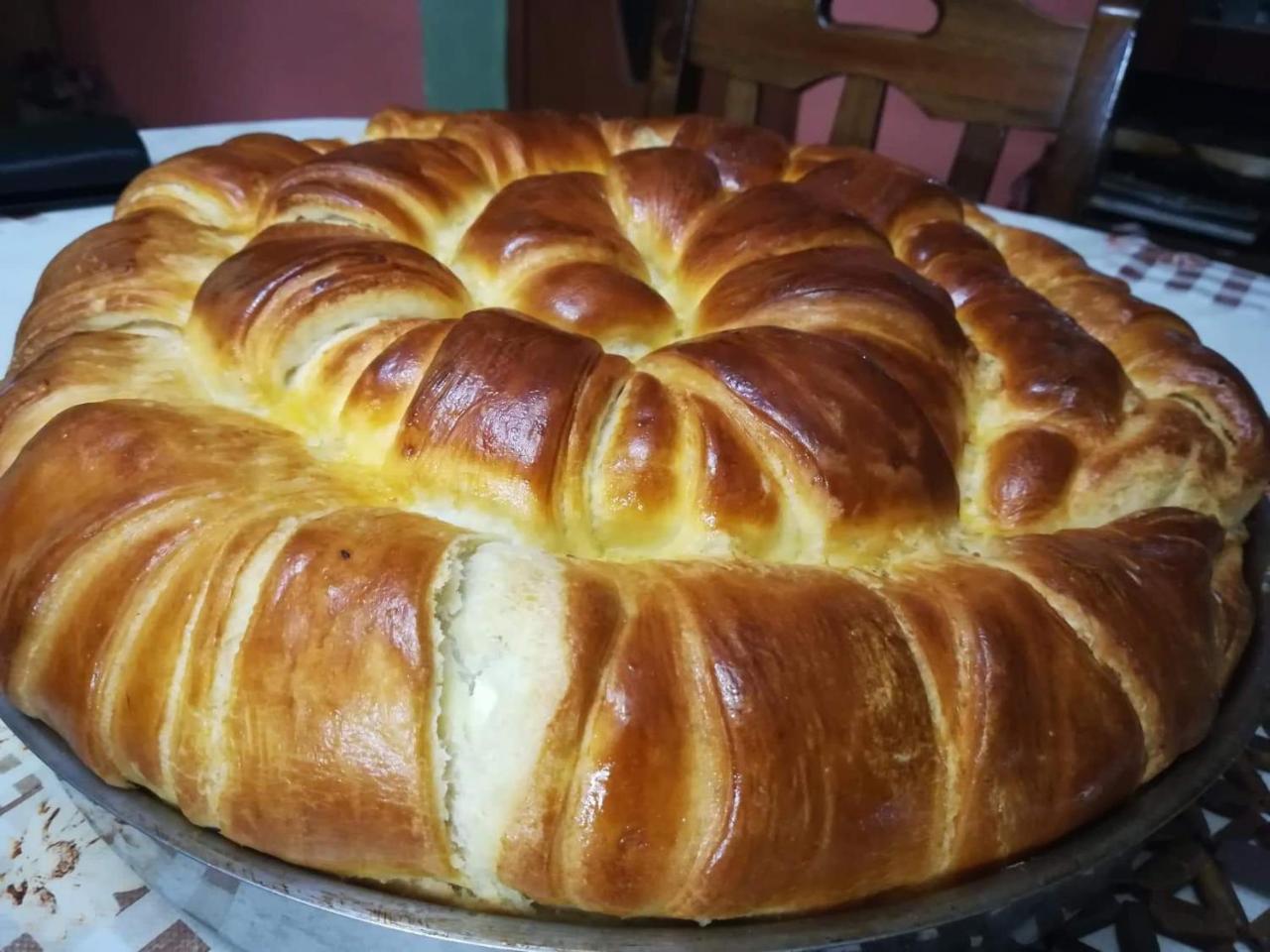 Семеен Хотел Скендерова Къща Leshten Esterno foto